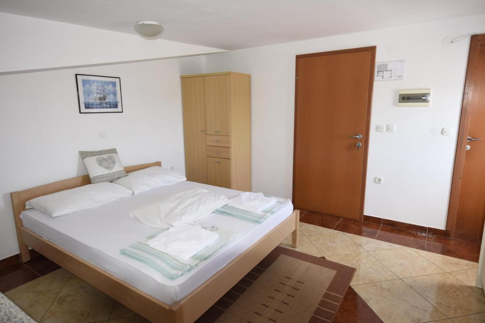 Apartmani Puzek 비빈제 외부 사진