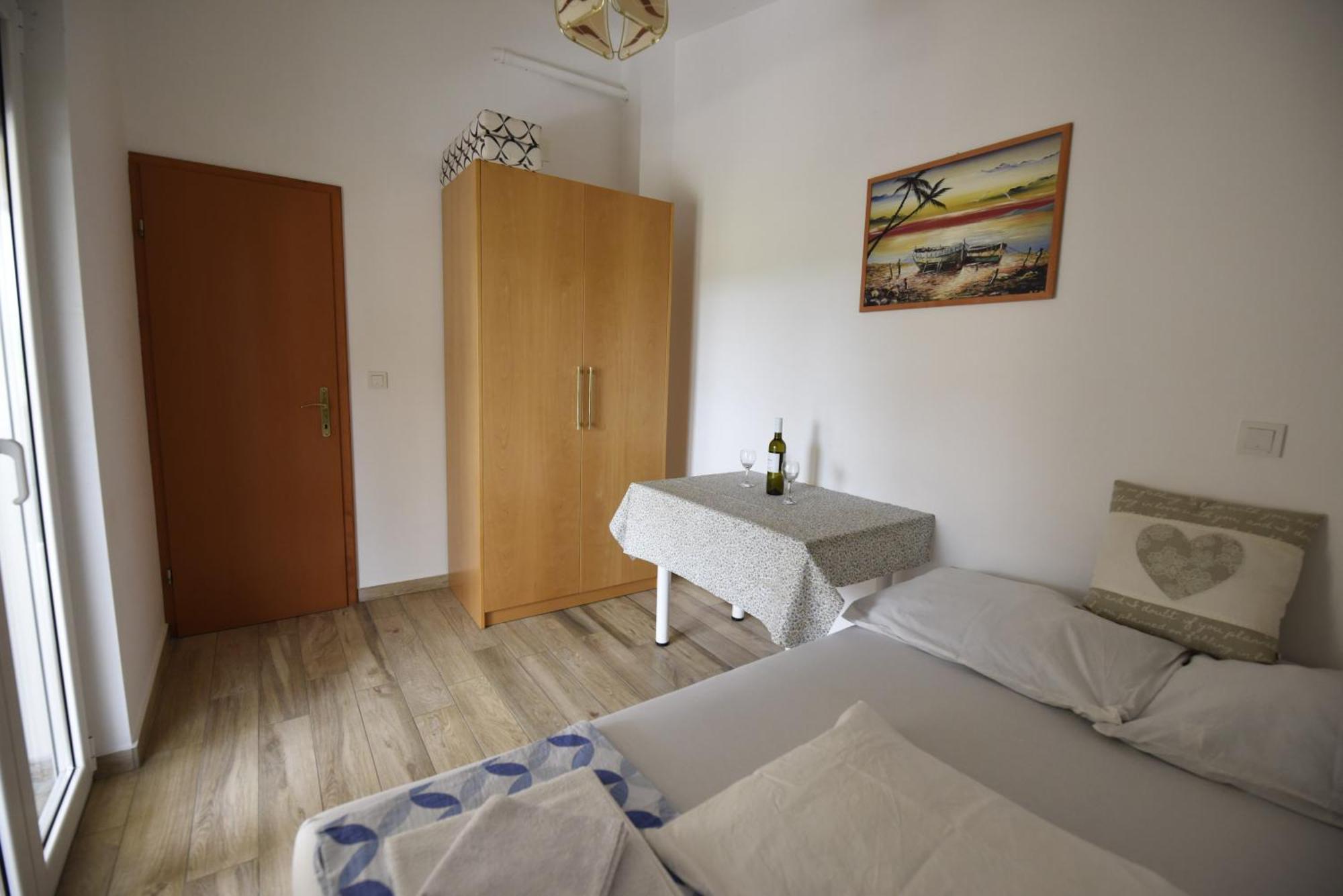 Apartmani Puzek 비빈제 외부 사진
